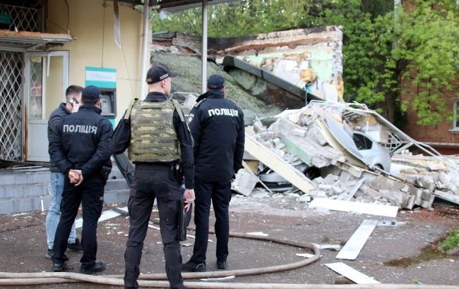 У центрі Чернігова стався вибух у приміщенні банку