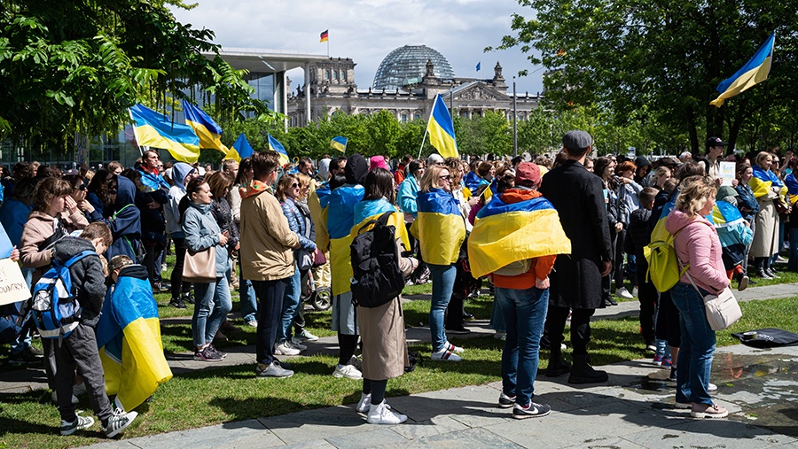 Временная защита в Германии: в страну продолжают прибывать тысячи людей из Украины