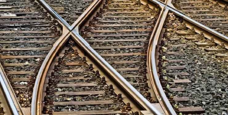 З'єднає Маріуполь із Ростовом-на-Дону: Росія майже закінчила будівництво важливої залізничної гілки