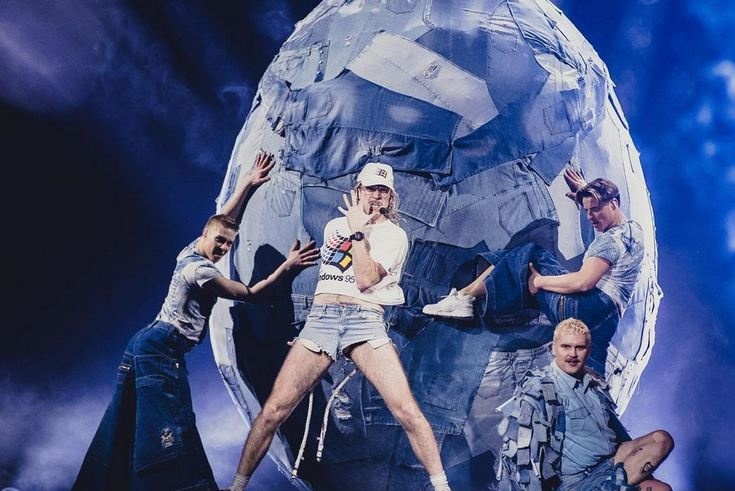 Евровидение-2024: представитель Финляндии вышел на сцену без трусов