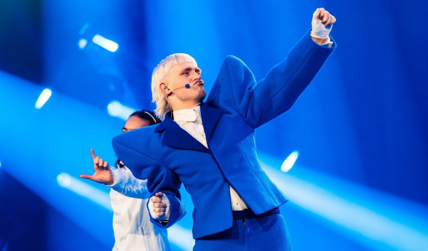 Скандал на Евровидение-2024: певец из Нидерландов подрался с фотографом