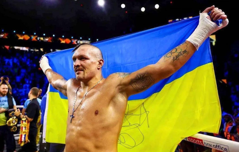 Олександр Усик – абсолютний чемпіон світу: кадри бою