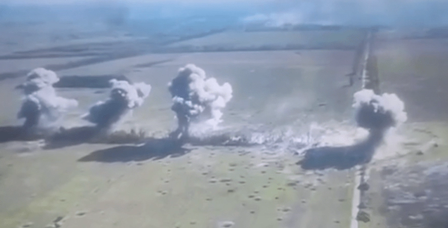 Оккупанты атаковали позицию ВСУ вакуумными авиабомбами возле Харькова