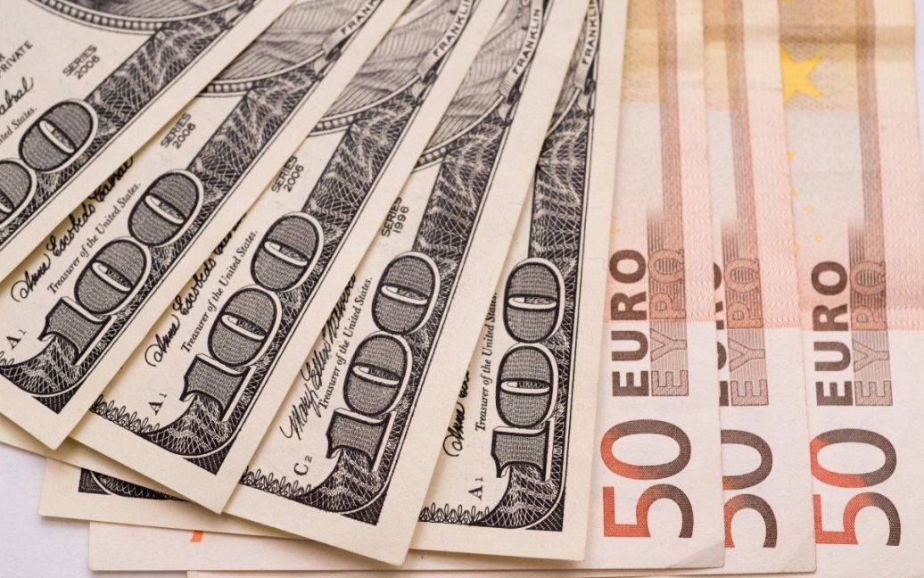 40 гривень больше не будет: каким ожидается курс доллара в июне