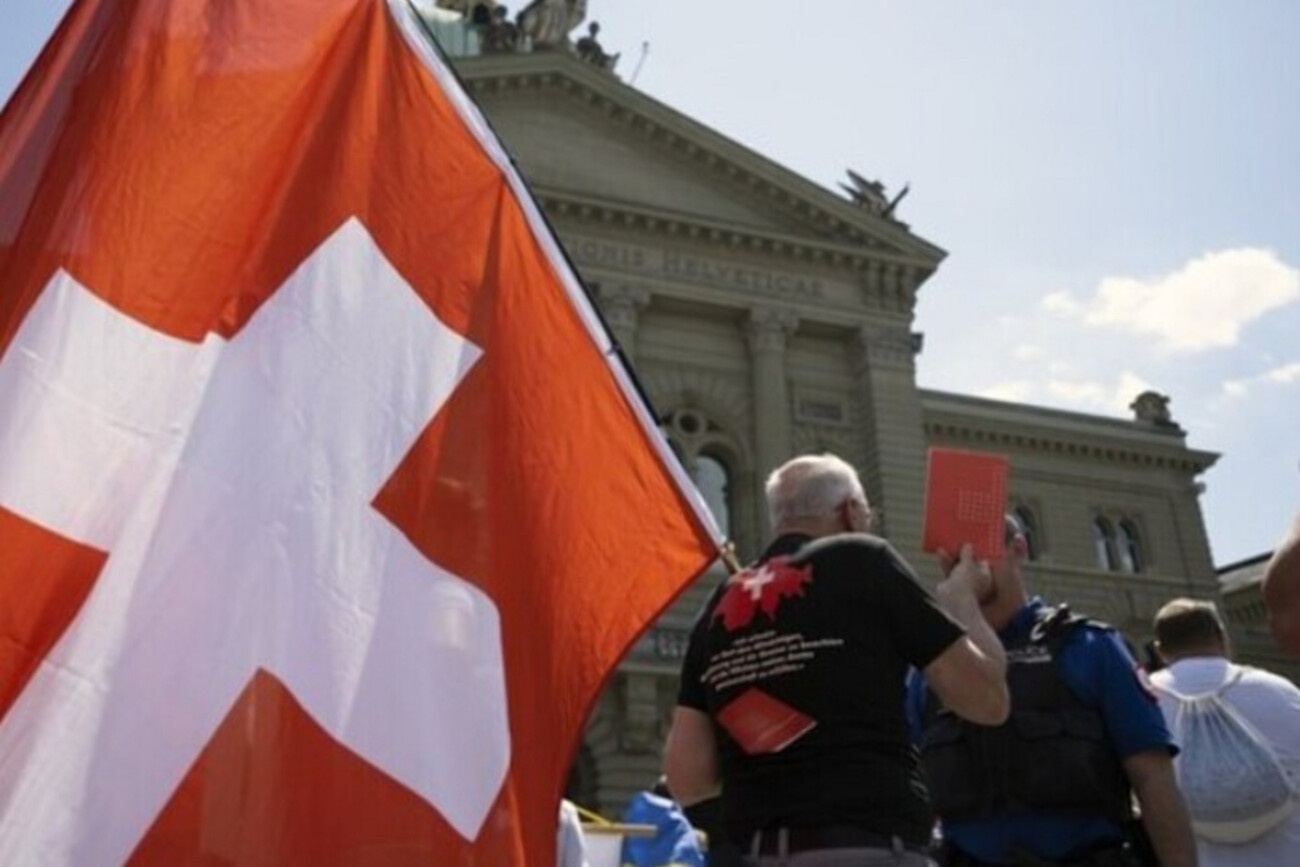 Швейцария намерена ограничить помощь украинским беженцам