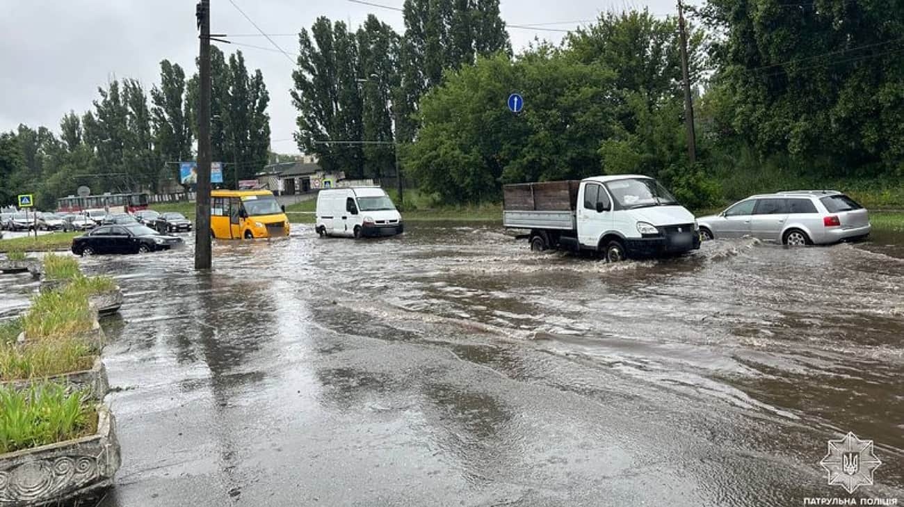 Дощі знову поновляться: синоптик розповіла, де завтра не буде опадів