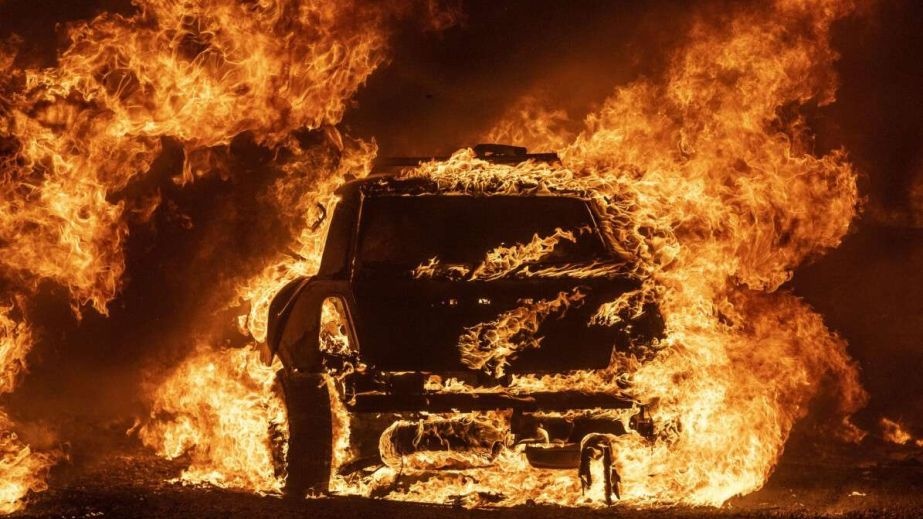 В Одессе в очередной раз подожгли авто военного