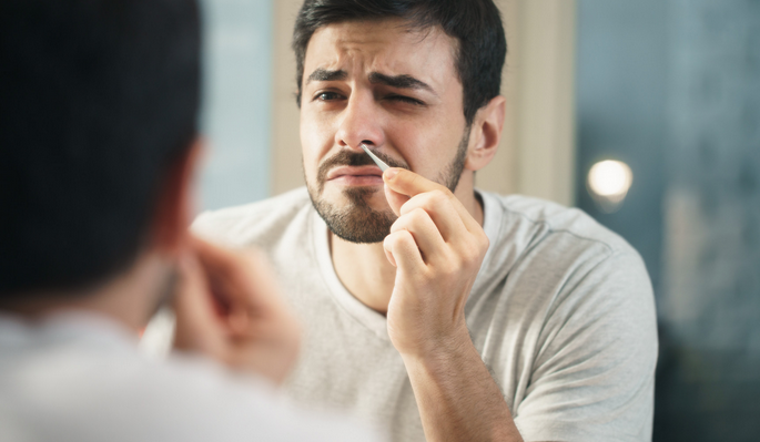 Можно ли удалять волосы в носу: как не довести ситуацию до проблемы
