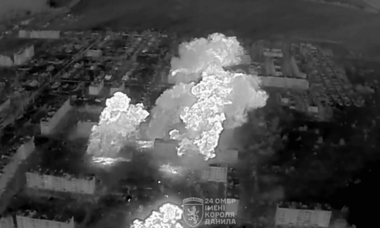 Путінська армія РФ "Сонцепеком" спалює Часів Яр і Женевську конвенцію: 24-й ОМБР