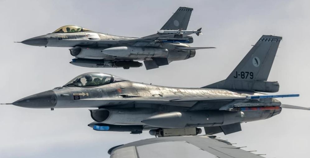Данія провела секретну операцію з F-16 для України