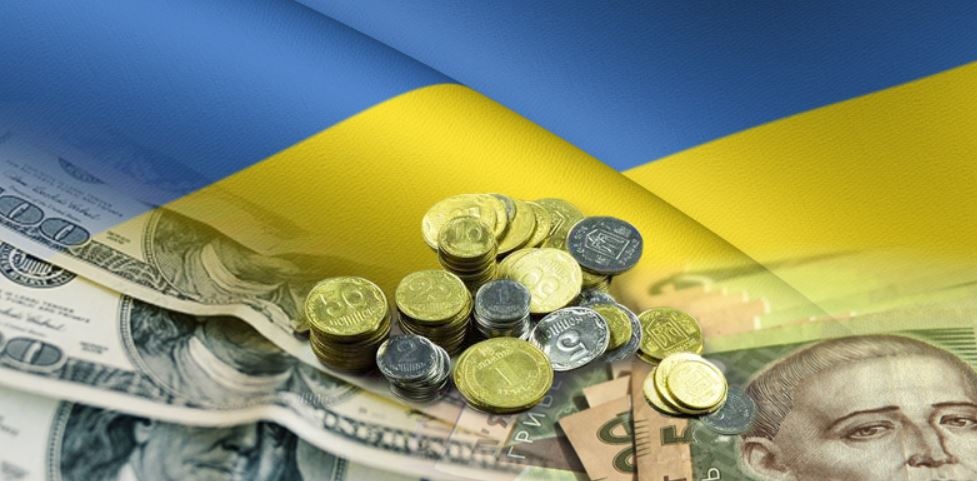 Возможен ли дефолт в Украине:  эксперт рассказал, что будет с курсом доллара