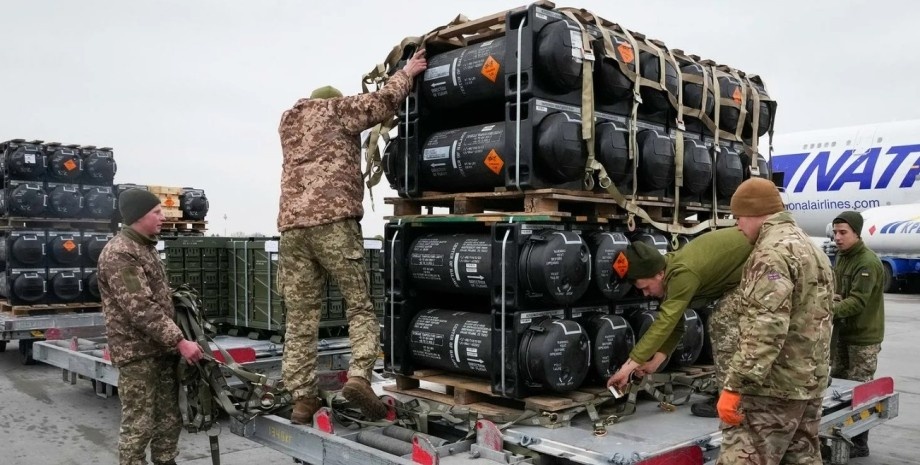 В США объявили о предоставлении дополнительной помощи Украине: что вошло в пакет