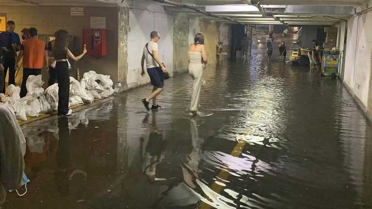 В Киеве и области объявили штормовое предупреждение