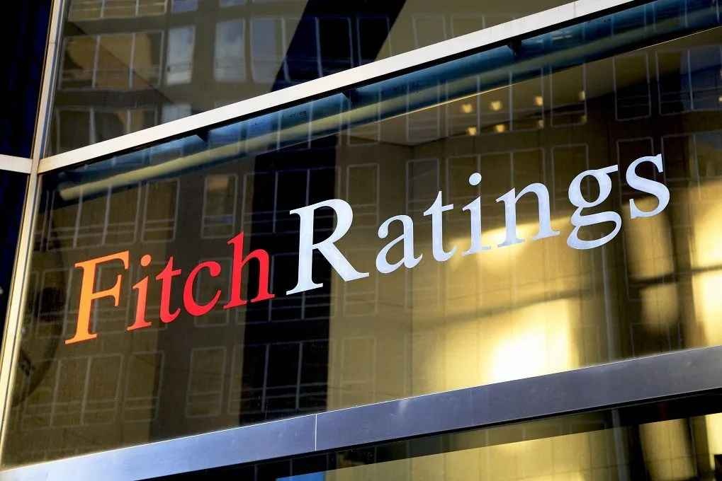 Fitch снизило рейтинг Украины до уровня ограниченного дефолта