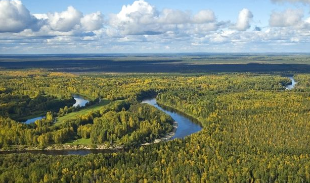 В Сибири стремительно разрастается гигантская дыра в земле