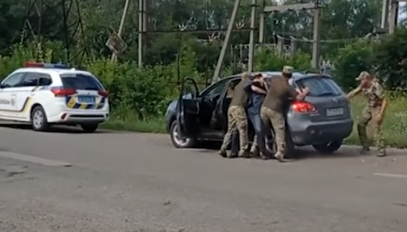 Перед "бусификацией" будут уточнять возраст: командование Сухопутных войск утвердило новую директиву