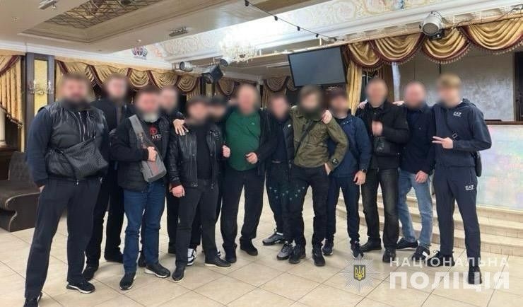 Переправляв "ухилянтів" через кордон: у Києві затримали учасника "сходки"