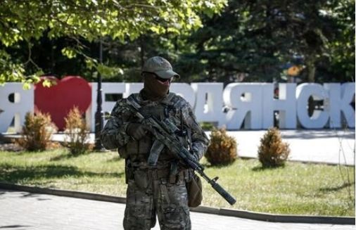 У Бердянську знищено міст, яким йшли вантажі окупантів