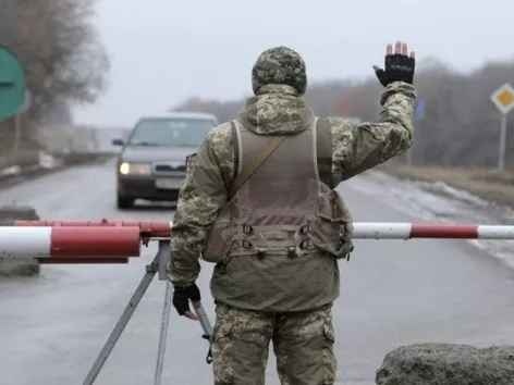 Зеленский одобрил продление военного положения и всеобщей мобилизации