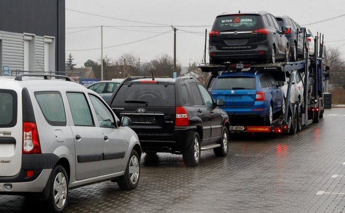 Названо основні країни-постачальники автомобілів в Україну: звідки найбільше завезли легковиків