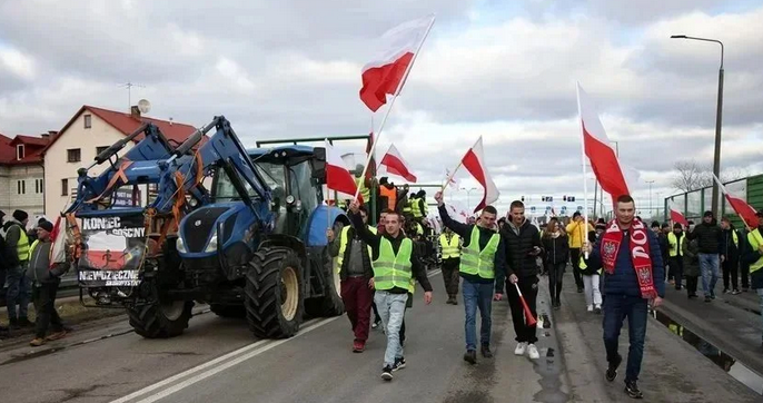 Польские фермеры претензии к Украине предъявят фон дер Ляйен