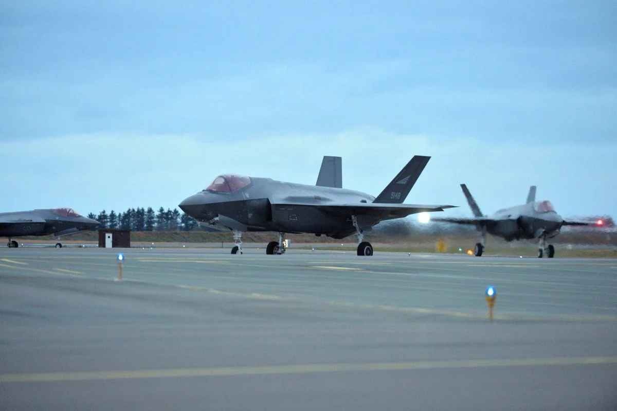 НАТО вперше задіяло норвезькі винищувачі F-35 у Польщі