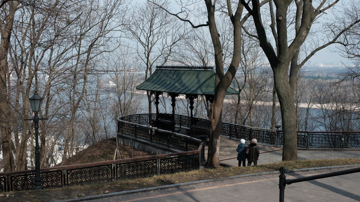 Синоптик рассказала, как долго продержится зимнее тепло: когда температура начнет снижаться