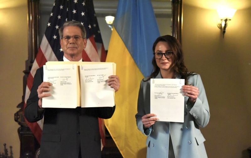 Украина и США подписали соглашение об экономическом сотрудничестве