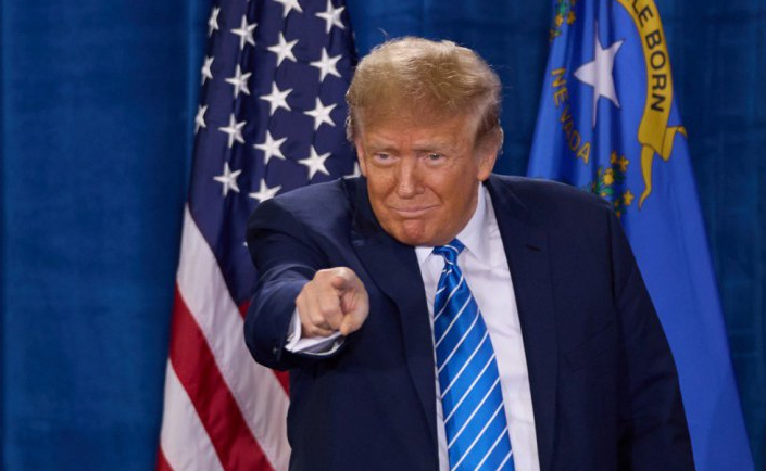 Дональд Трамп захотел "стать" Папой Римским- подробности