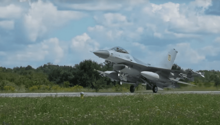 "Коалиция желающих" в Чехии будет обучать украинских пилотов F-16