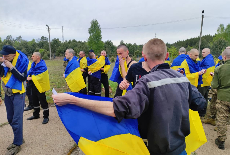 Україна повернула з полону 205 бійців: серед них оборонці Маріуполя