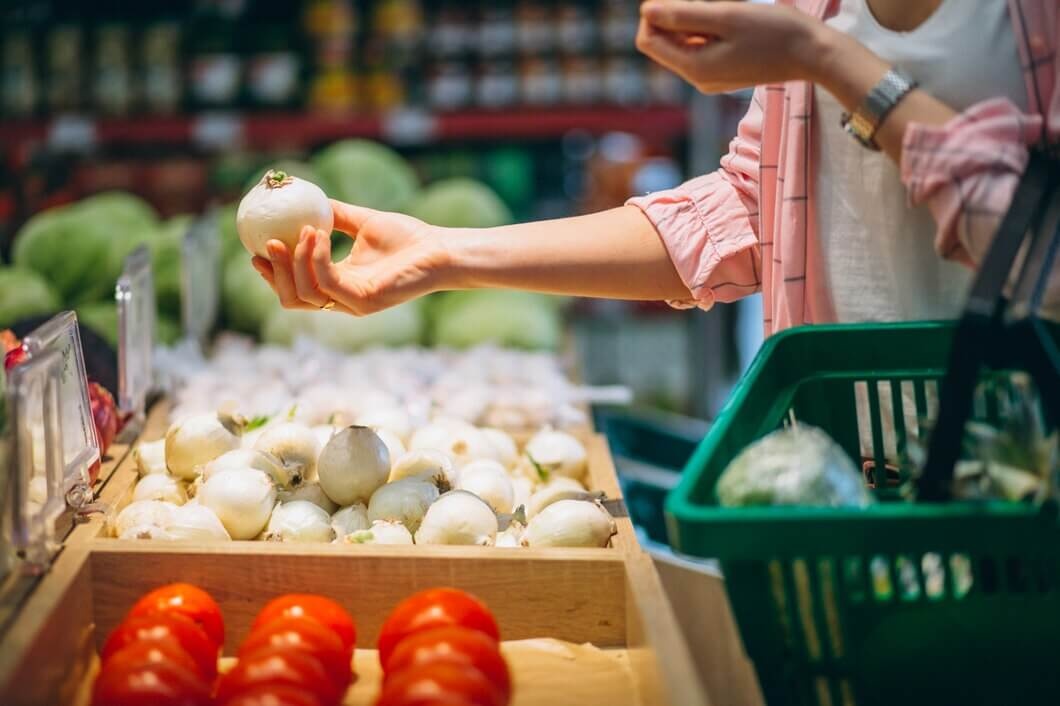 Ціни на продукти: Україна наздоганяє Польщу