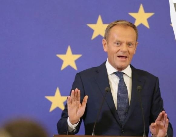 Туск поскаржився на важкі часи: український військовий жорстко відповів усій Європі