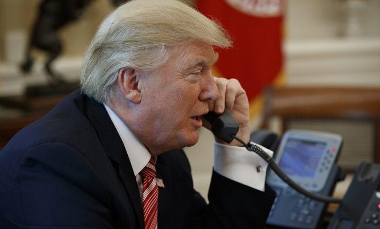 Перед важным телефонным звонком Путин испытывает решимость Трампа , - The Times