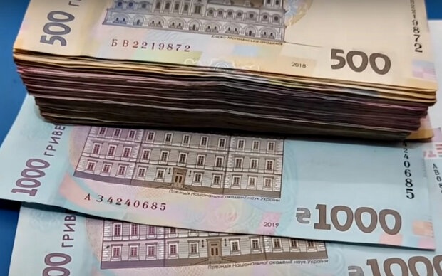 Виплата за народження дитини: Кабмін планує реформувати систему і платити 50 тисяч гривень