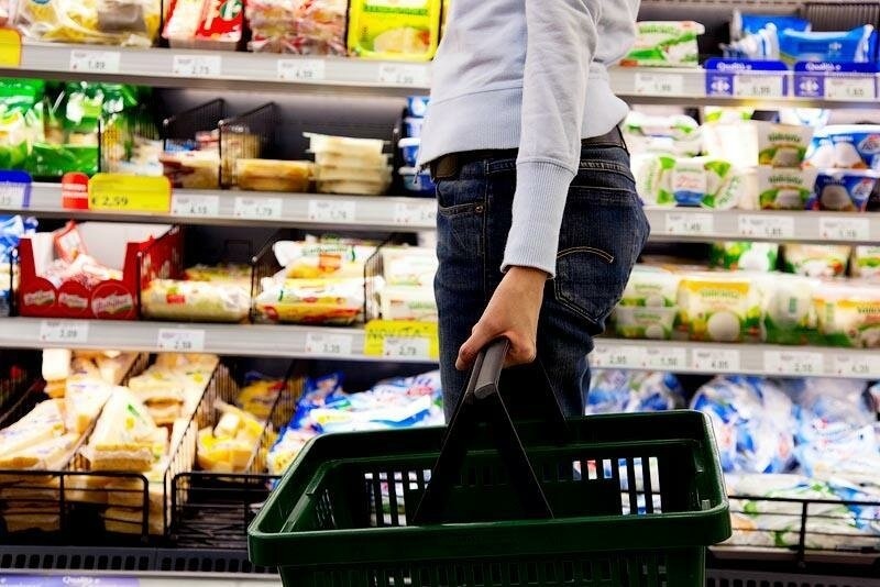 Темпы подорожания достигли 20%: почему цены на продукты постоянно растут