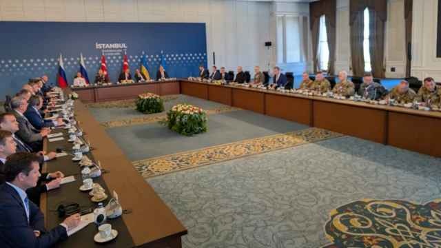 Переговоры в Стамбуле провалились, РФ выдвинула невыполнимые требования, - FT