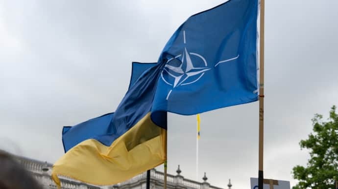 Саміт НАТО в Гаазі: чи отримає Зеленський офіційне запрошення на захід