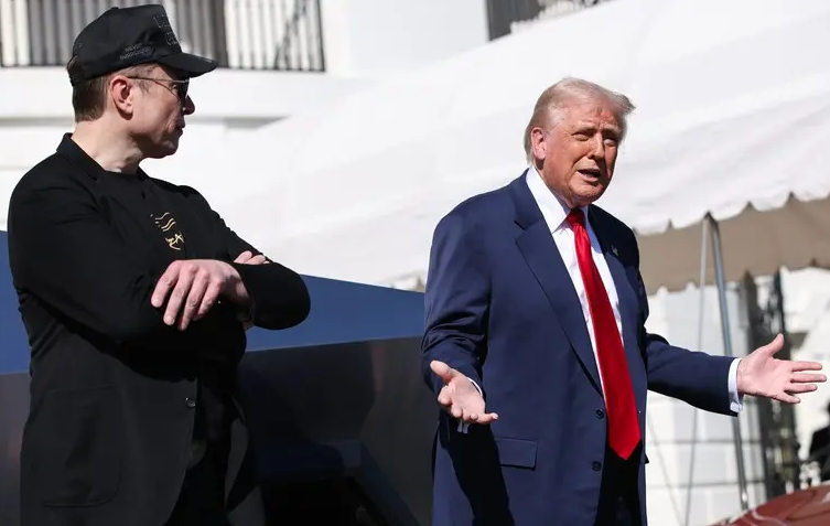 Названы восемь способов, которыми Маск и Трамп могут ударить друг друга