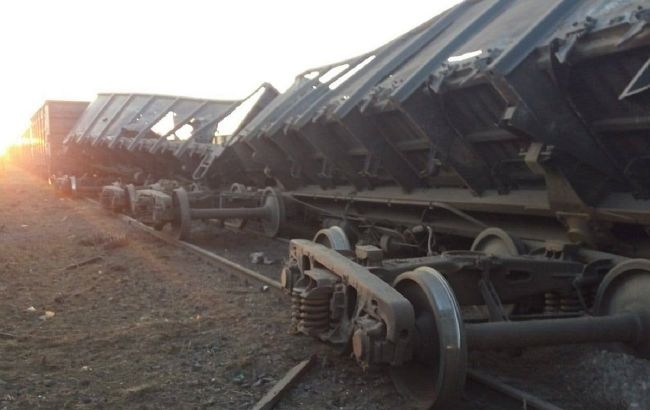 Ворог завдав ударів по залізниці у Києві та області