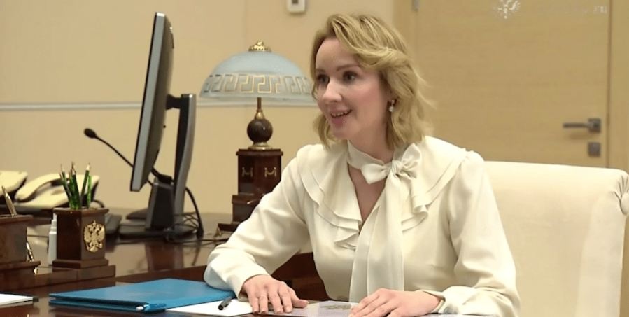 Росія вимагає, щоб Україна віддала їй українських дітей