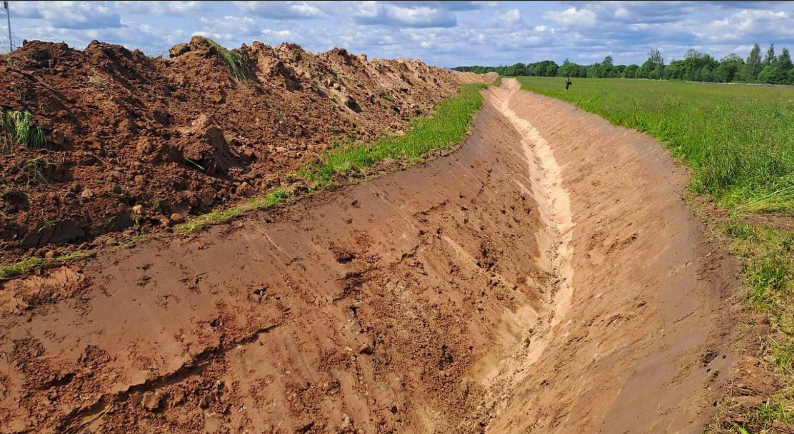 Естонія на кордоні з Росією копає протитанкові рови