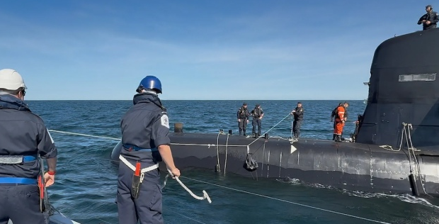 В Балтийском море британское судно спасло шведскую подлодку от нехватки кофе