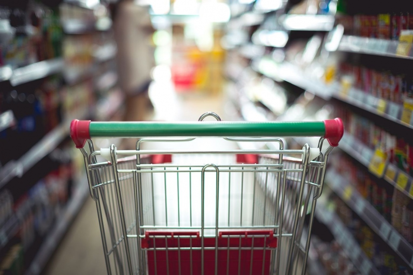 Ціни на продукти: українські виробники підняли вартість продукції