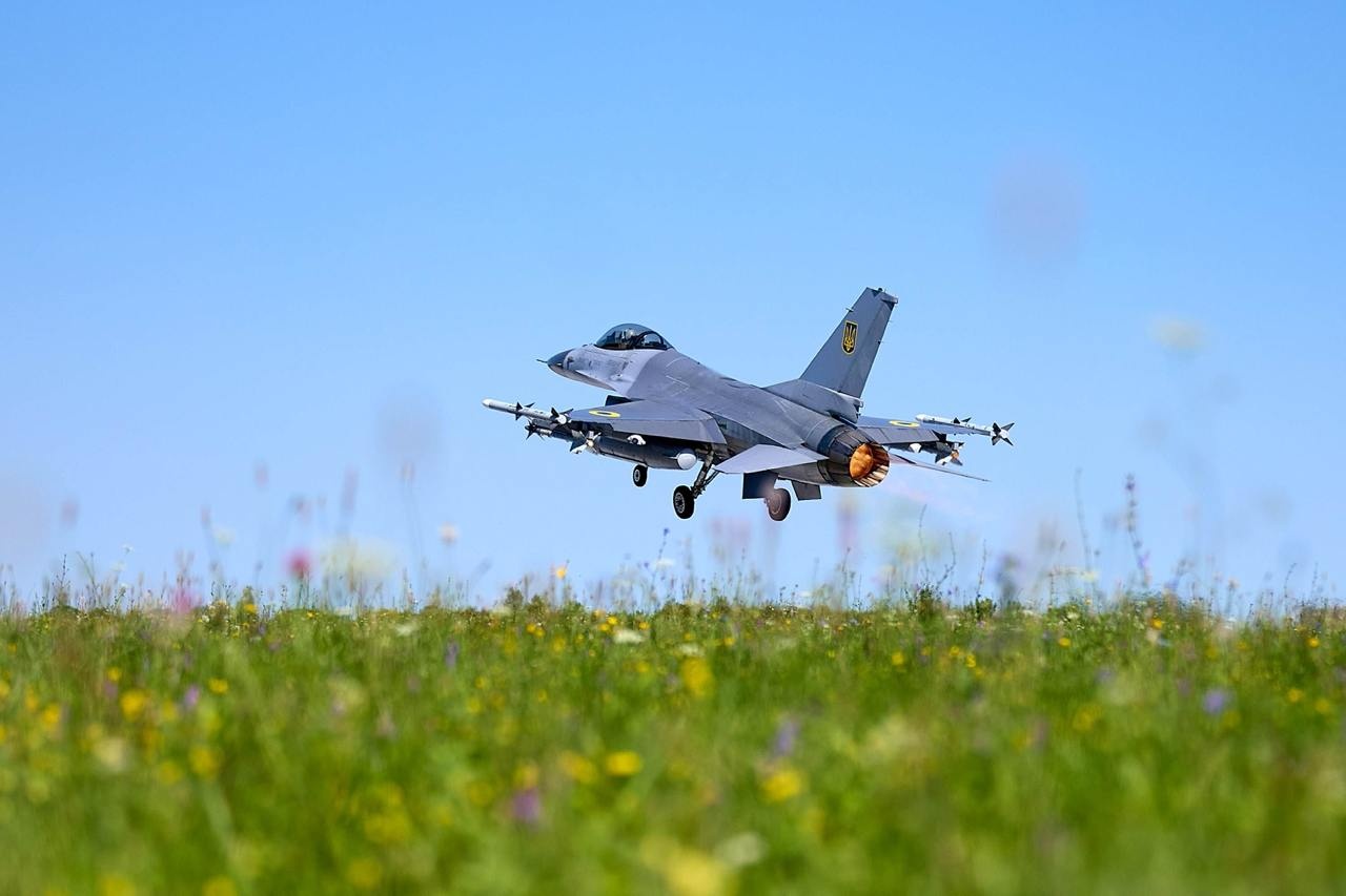 Трагедія з F-16: військовий експерт назвав ймовірну причину падіння літака