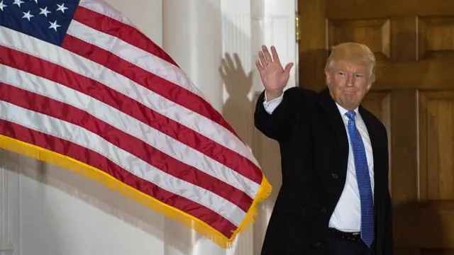 Відмова Трампа від постачання зброї Україні демонструє слабкість Білого дому перед Кремлем, - WSJ