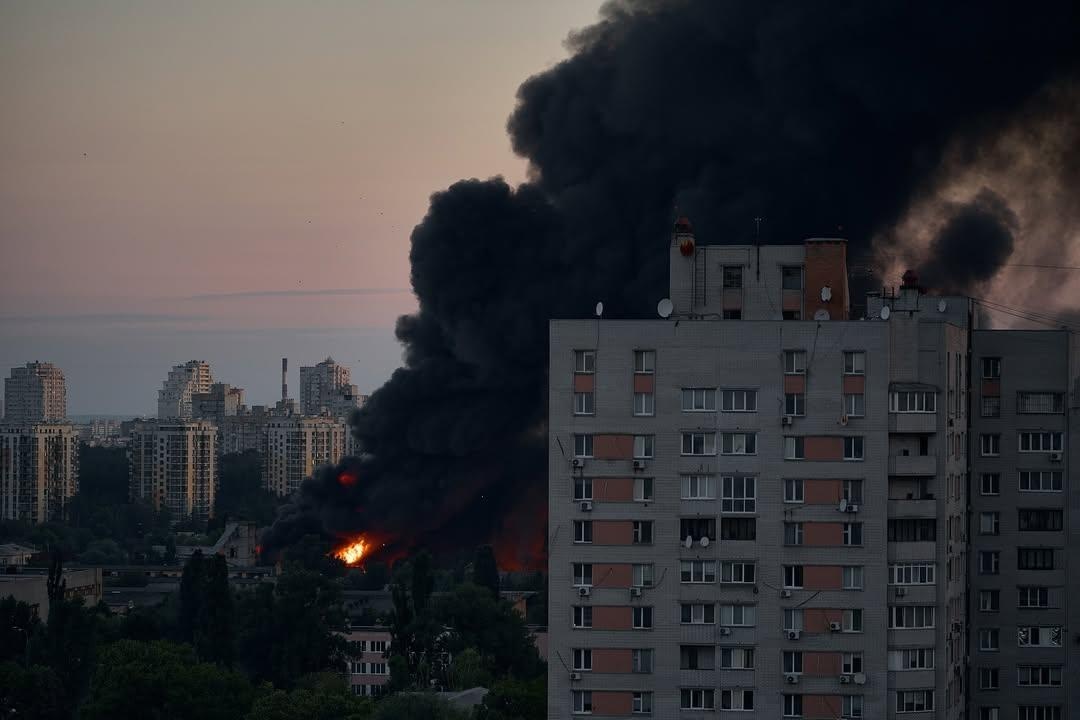 Авіаційний експерт пояснив, чому велика кількість "шахедів" долітає до Києва