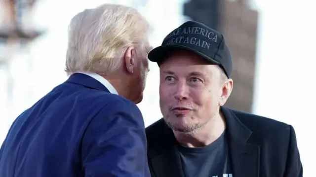 Трамп высмеял идею Маска о создании новой партии в США