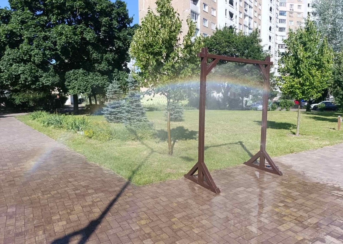 жара