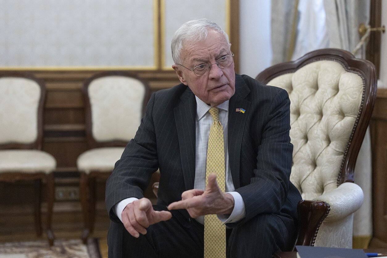 Візит Келлога в Україну: що спецпредставник Трампа робитиме у Києві